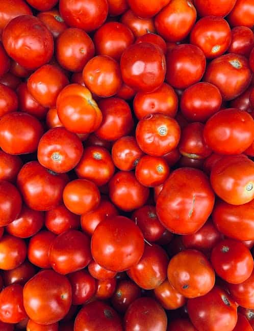 What Makes a Tomato an Heirloom? A Complete Guide to Heirloom Varieties
